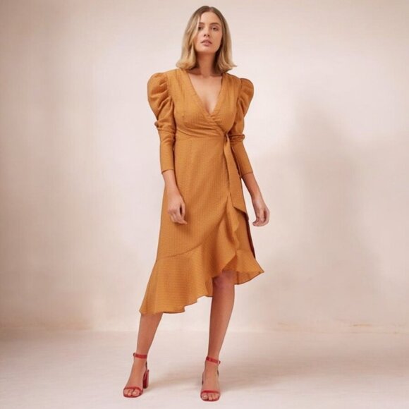 NWT C/meo Collective ADVANCE LONG SLEEVE WRAP DRESS IN MUSTARD - Picture 1 of 2